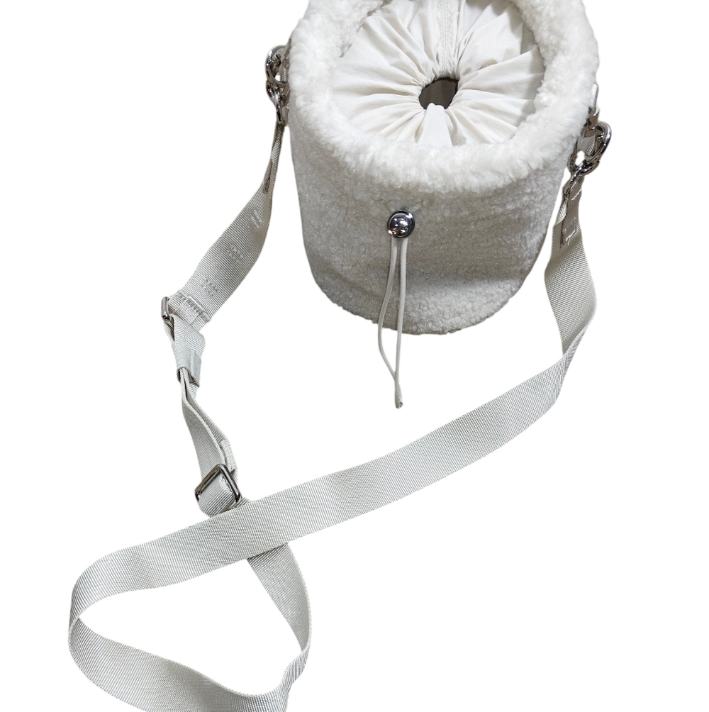LULULEMON New Year Crossbody White Opal Fleece Bucket Bag 2.5L - Picture 8 of 16